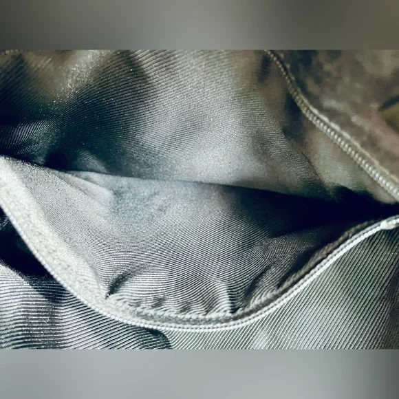 Vintage Gucci Monogram Mini Bag Gold HW Iconic Elegance - Picture 9 of 13